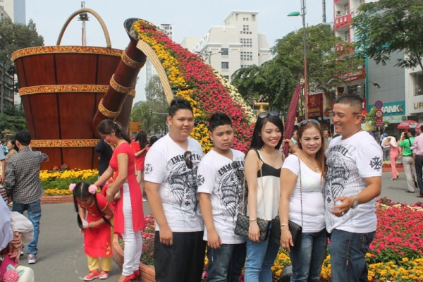 Du khách đổ xô tới Thảo Cẩm Viên vào mùng 3 Tết ảnh 14