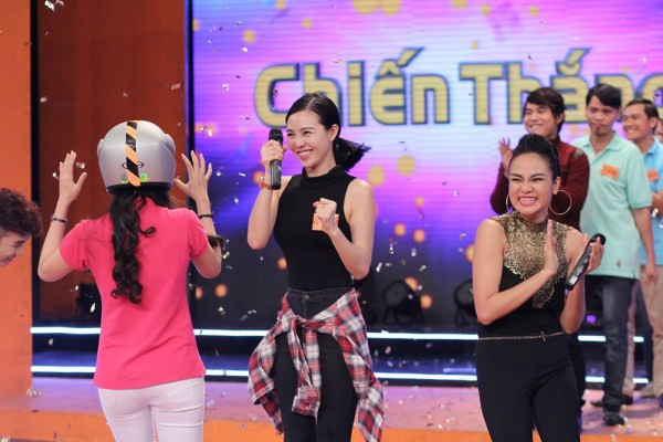 Á hậu Trà Giang, Duyên Anh Idol khoe body khỏe khoắn ảnh 4