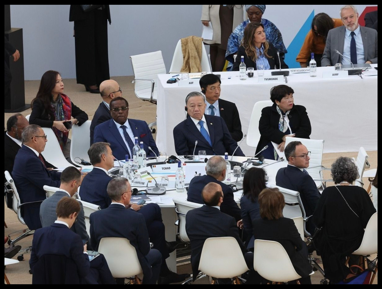 Tổng Bí thư, Chủ tịch nước Tô Lâm dự Phiên toàn thể về chủ đề “Sáng tạo, đổi mới và khởi nghiệp” trong khuôn khổ Hội nghị cấp cao Pháp ngữ lần thứ 19, sáng 5/10/2024 (giờ địa phương), tại Thủ đô Paris (Ảnh: Trí Dũng/TTXVN)