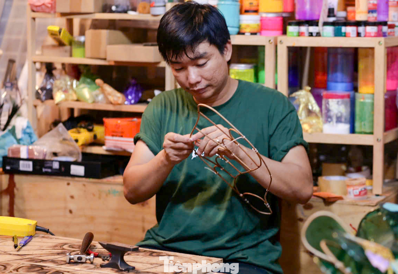 Ý tưởng của Thuỷ ngay lập tức được người bạn đời Hoàng Sơn (36 tuổi) hưởng ứng. Nhưng, khi bắt tay vào thực hiện, cả hai mới thấy không dễ dàng như suy nghĩ.