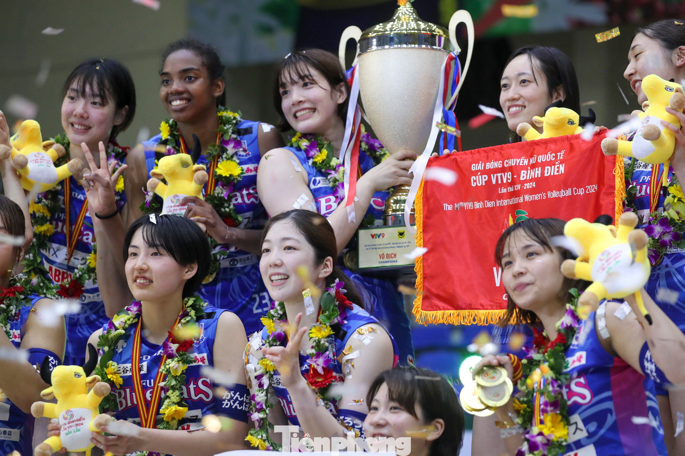 Phần thưởng cho đội bóng đến từ Nhật Bản là 15.000 USD (khoảng 350 triệu đồng).