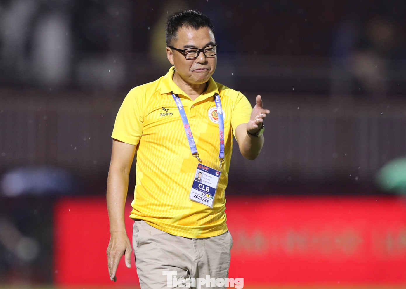 CLB CAHN có chuyến làm khách trên sân Thống Nhất trước TPHCM ở vòng 29 V.League 2023-2024. Đây là trận đấu tạm quyền thứ 2 của HLV Trần Tiến Đại.