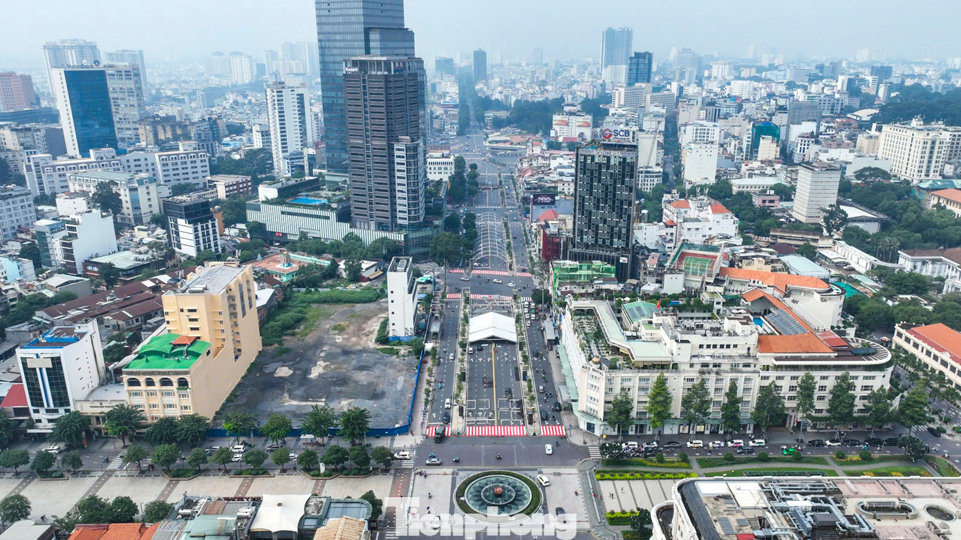 Dự án có diện tích hơn 9.000 m2, do Tổng công ty TNHH MTV Thương mại Sài Gòn (Satra) quản lý.