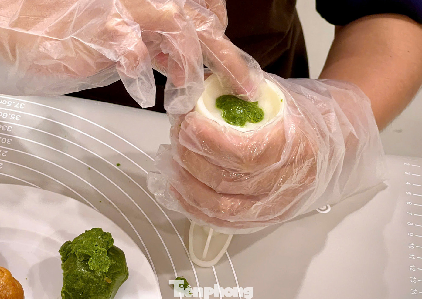 Mỗi sản phẩm được điều chỉnh để phù hợp với gu thẩm mỹ và khẩu vị riêng để tạo nên những thiết kế phù hợp với từng dòng bánh cho thú cưng. Mỗi sản phẩm được điều chỉnh để phù hợp với gu thẩm mỹ và khẩu vị riêng để tạo nên những thiết kế phù hợp với từng dòng bánh cho thú cưng.