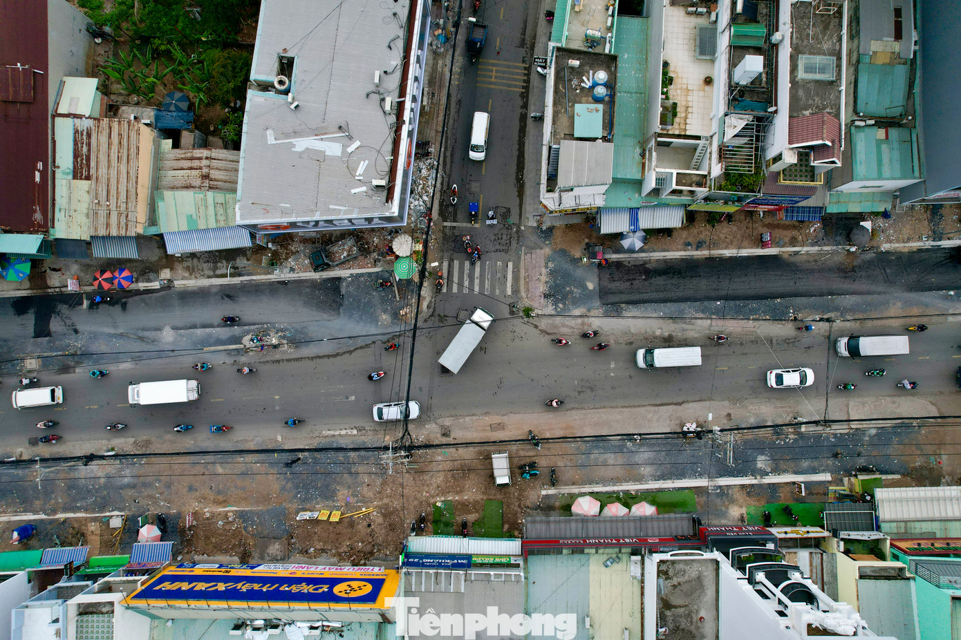 Dự án mở rộng đường khởi công hồi tháng 3/2023, tổng vốn đầu tư hơn 1.200 tỷ đồng, dự kiến hoàn thành tháng 10 năm nay nhưng chậm tiến độ.