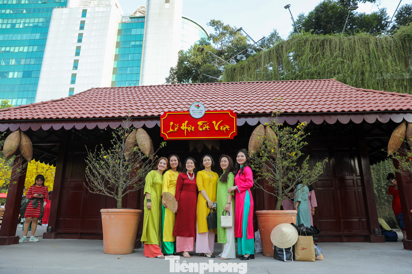 Năm nay lễ hội có sự sắp đặt của nhiều không gian mang dấu ấn xưa và nay.