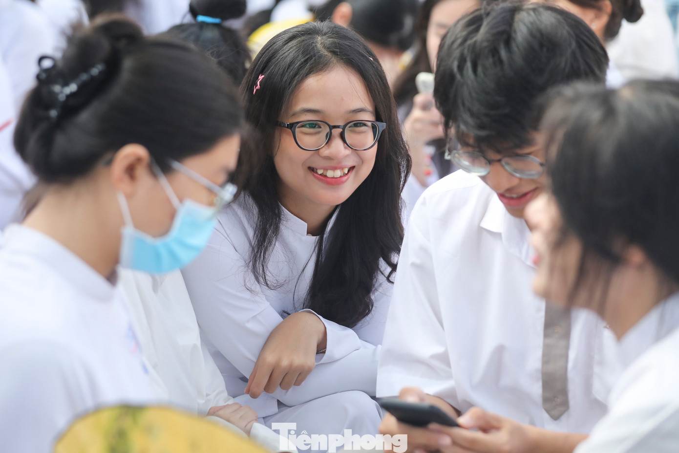 Khoảnh khắc vui tươi của các nữ sinh trong sáng 5/9.