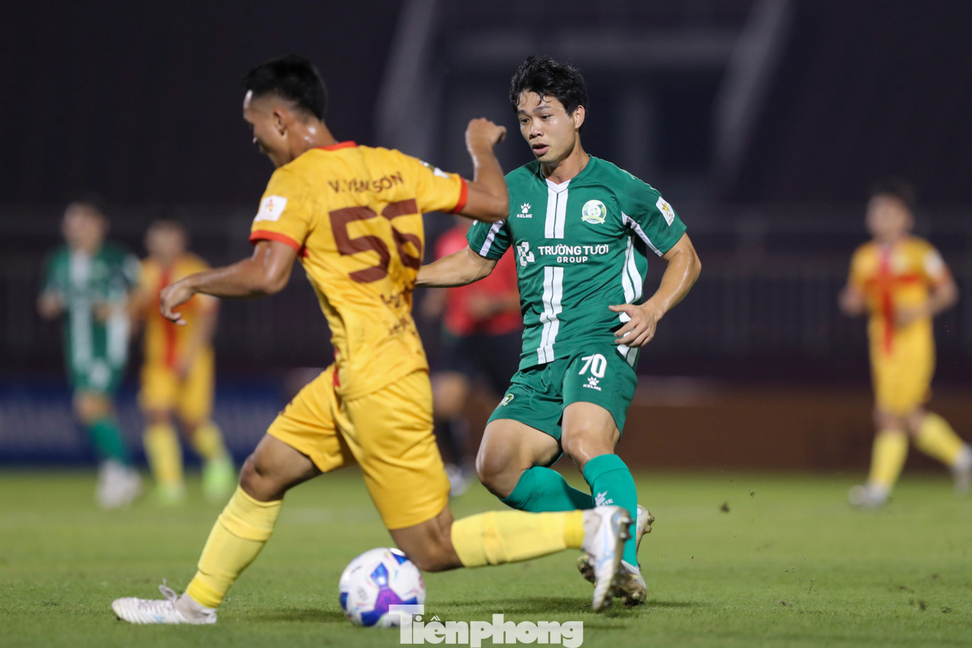 Cách đây khoảng 2 tuần, Bình Phước vừa đối đầu với Trẻ TPHCM trong khuôn khổ cúp quốc gia. Công Phượng là người ghi bàn duy nhất trong trận đấu đó giúp Bình Phước giành chiến thắng trước Trẻ TPHCM.