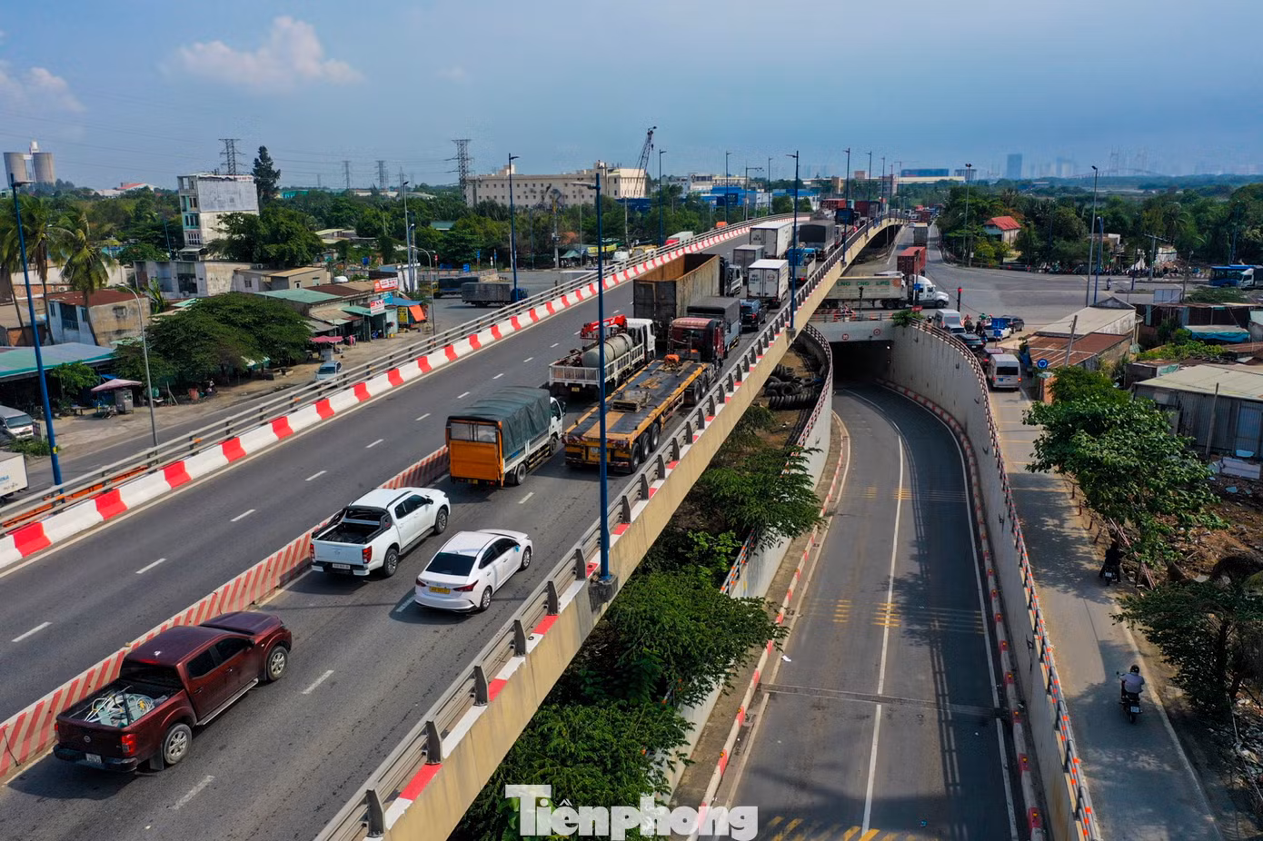 Đây là dự án nút giao nằm giữa ba con đường gồm đường Đồng Văn Cống, đường Võ Chí Công và đường Nguyễn Thị Định - những tuyến đường quan trọng của TP Thủ Đức và TPHCM. Đây là dự án nút giao nằm giữa ba con đường gồm đường Đồng Văn Cống, đường Võ Chí Công và đường Nguyễn Thị Định - những tuyến đường quan trọng của TP Thủ Đức và TPHCM.