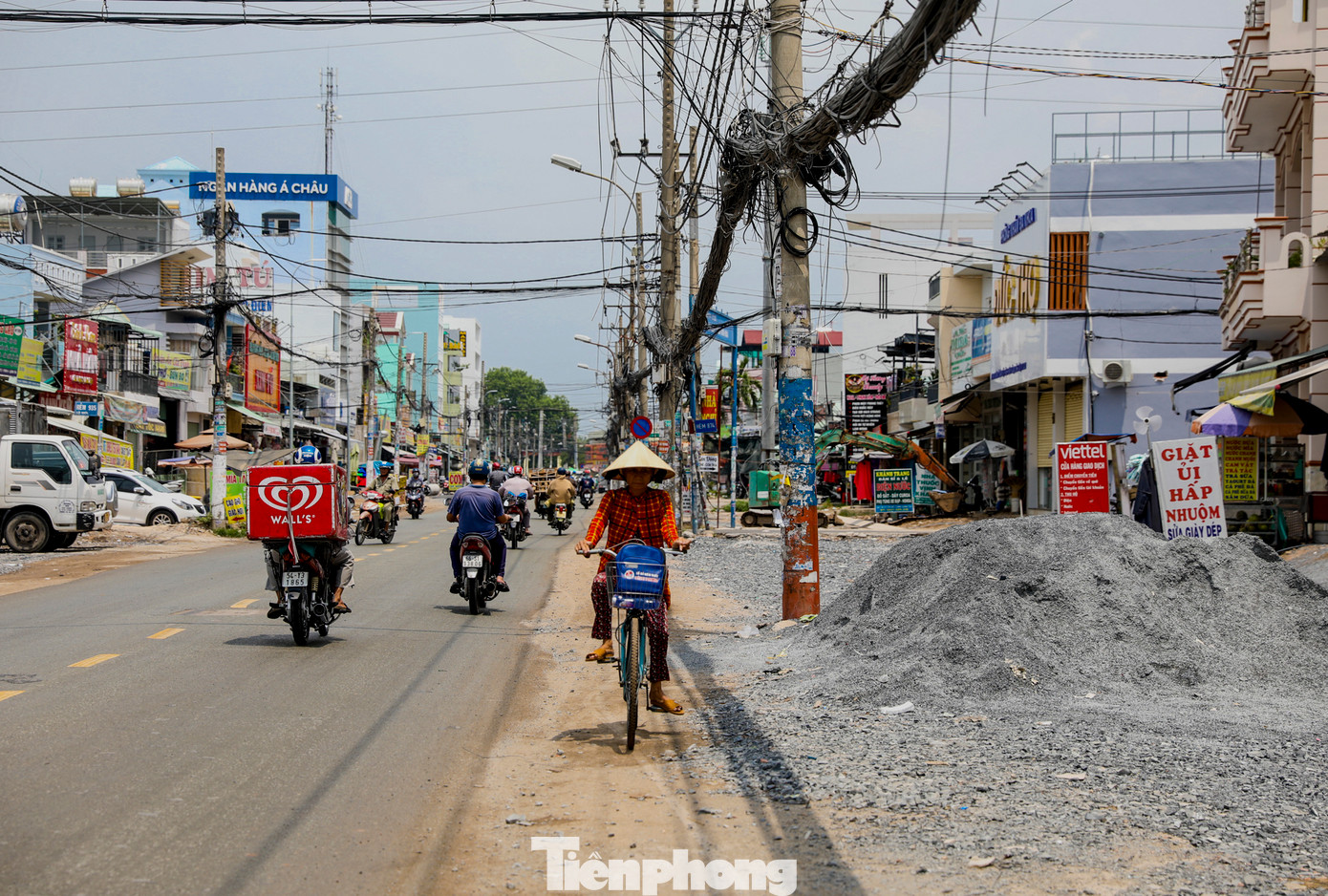 Công trình có tổng mức đầu tư hơn 1.200 tỷ đồng, trong đó riêng kinh phí giải phóng mặt bằng là 995 tỷ đồng (do quận Bình Tân thực hiện).