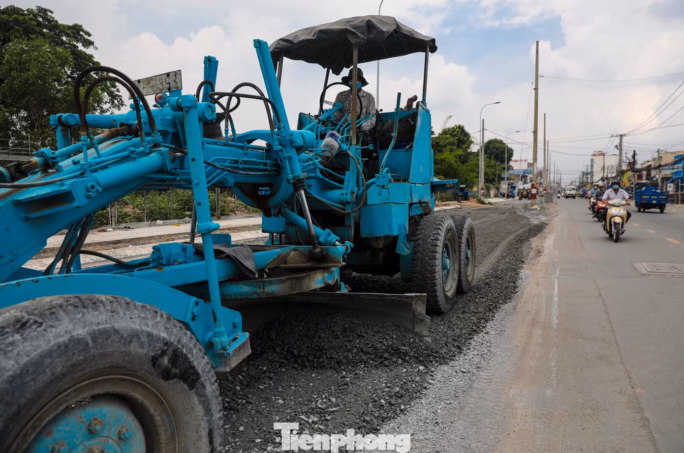 Dự án mở rộng đường Tân Kỳ - Tân Quý (đoạn qua quận Bình Tân, TP Hồ Chí Minh) lên 30m giúp giải quyết tình trạng kẹt xe trên tuyến đường huyết mạch đi vào trung tâm TPHCM, đồng thời tăng cường kết nối giao thông khu vực với sân bay Tân Sơn Nhất.