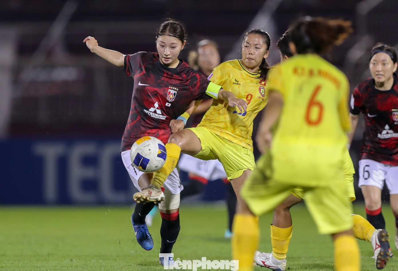 Yuzuho Shiokoshi có 4 bàn thắng cho Urawa Red Diamonds trong hai trận đầu tiên của giải, trong đó có hattrick góp phần giúp đại diện Nhật Bản thắng Odisha (Ấn Độ) 17-0 ở lượt trận ra quân. Yuzuho Shiokoshi có 4 bàn thắng cho Urawa Red Diamonds trong hai trận đầu tiên của giải, trong đó có hattrick góp phần giúp đại diện Nhật Bản thắng Odisha (Ấn Độ) 17-0 ở lượt trận ra quân.