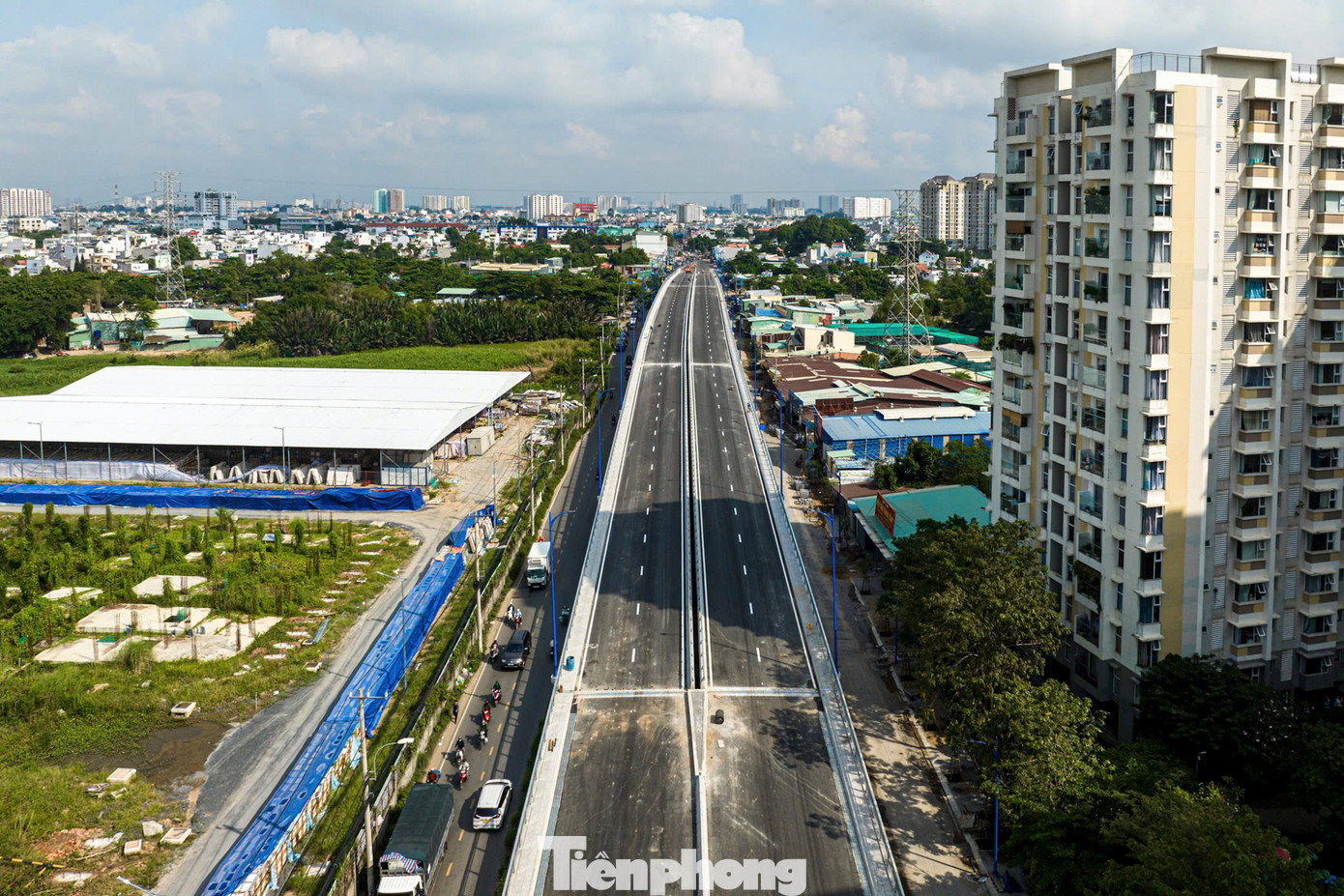 Cây cầu sắp hoàn thành sau 8 năm xây dựng.