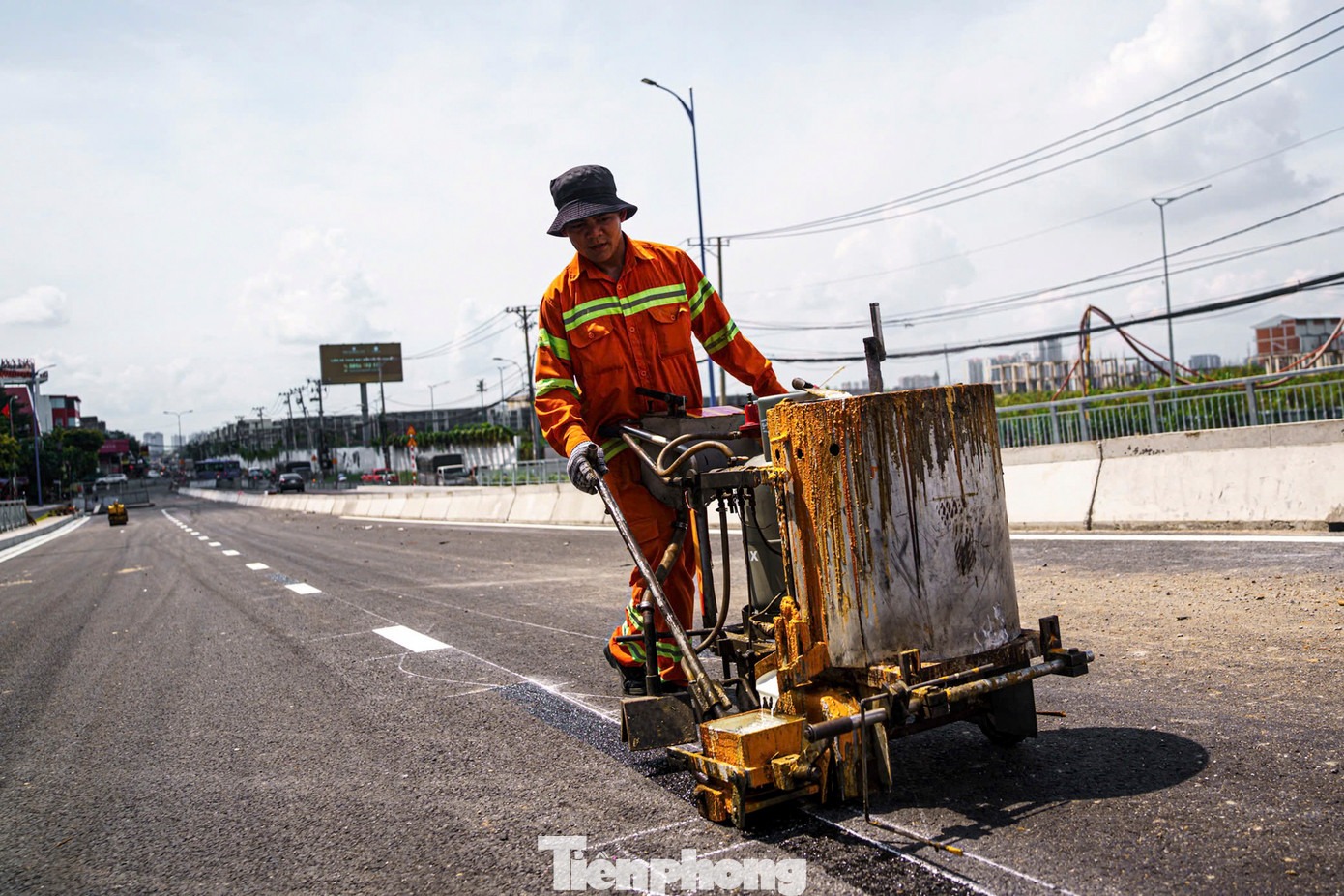 Dự án đã đạt hơn 95% và đang trong giai đoạn hoàn tất những phần việc cuối cùng để đưa vào thông xe, phục vụ người dân.