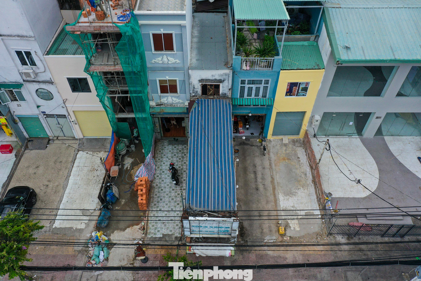 Các quận ở TPHCM có dự án giao thông đang đẩy nhanh tiến độ đền bù, giải phóng mặt bằng, đảm bảo bàn giao mặt bằng sạch để triển khai tuyến metro số 2.