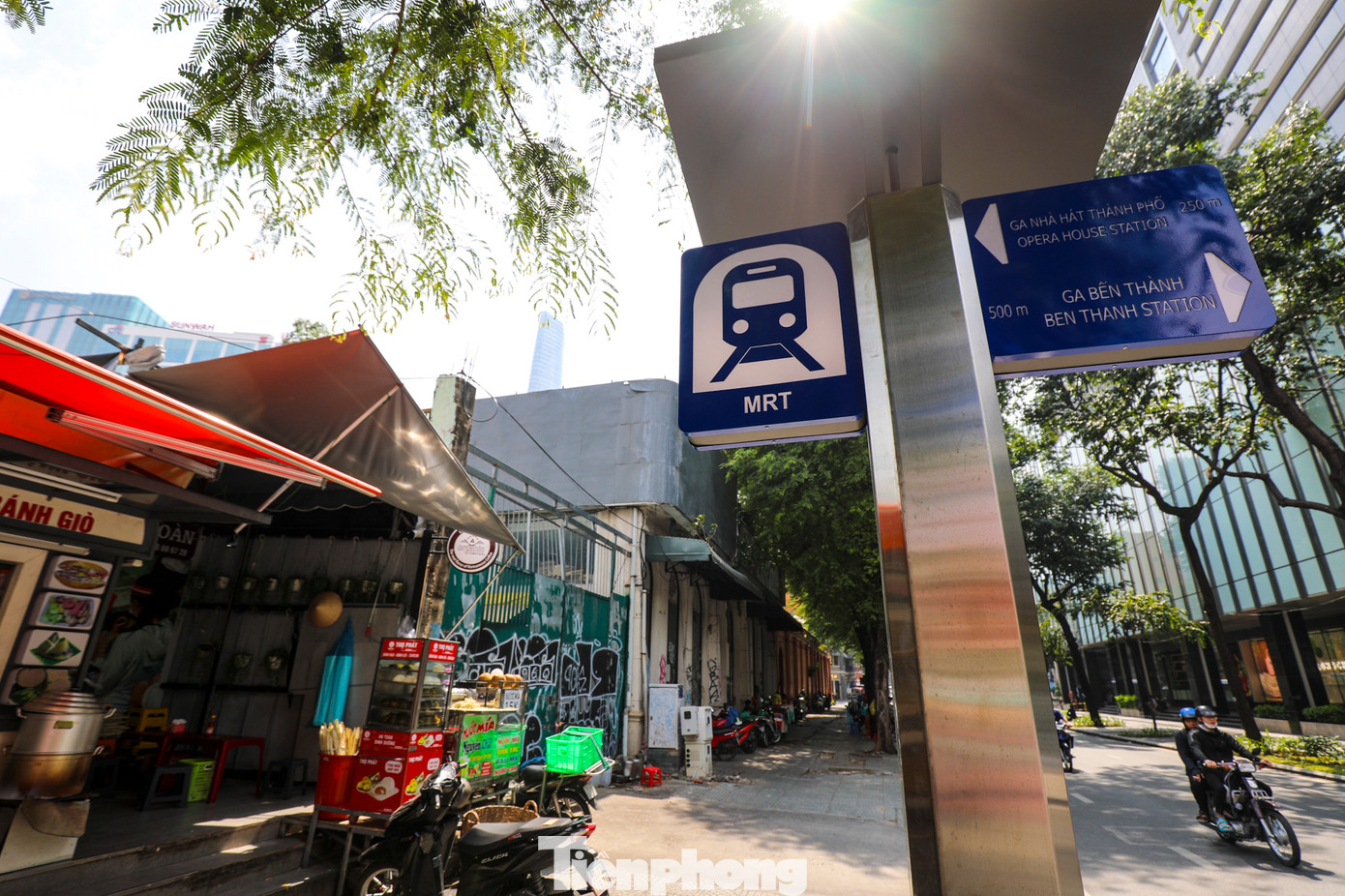 Theo đó, 6 tầng ngầm của tòa nhà mới sẽ nối thông với tuyến metro Bến Thành - Suối Tiên. Những tầng đế của toà nhà sẽ được xây giật cấp, theo hướng bảo tồn thiết kế nguyên thuỷ của Thương xá Tax.