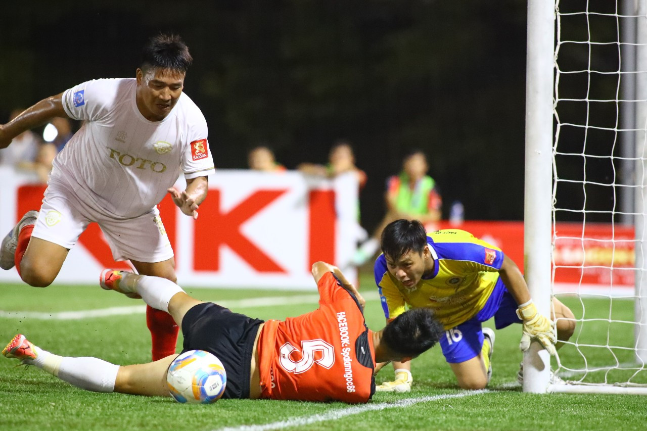 An Biến tạo nên chức vô địch hoàn hảo bằng chiến thắng thuyết phục 7-2 trước Spa Lan Ngọc ở lượt trận cuối. Thầy trò HLV Tuấn Anh hoàn thành mục tiêu quan trọng với kỳ tích bất bại trong suốt mùa giải.