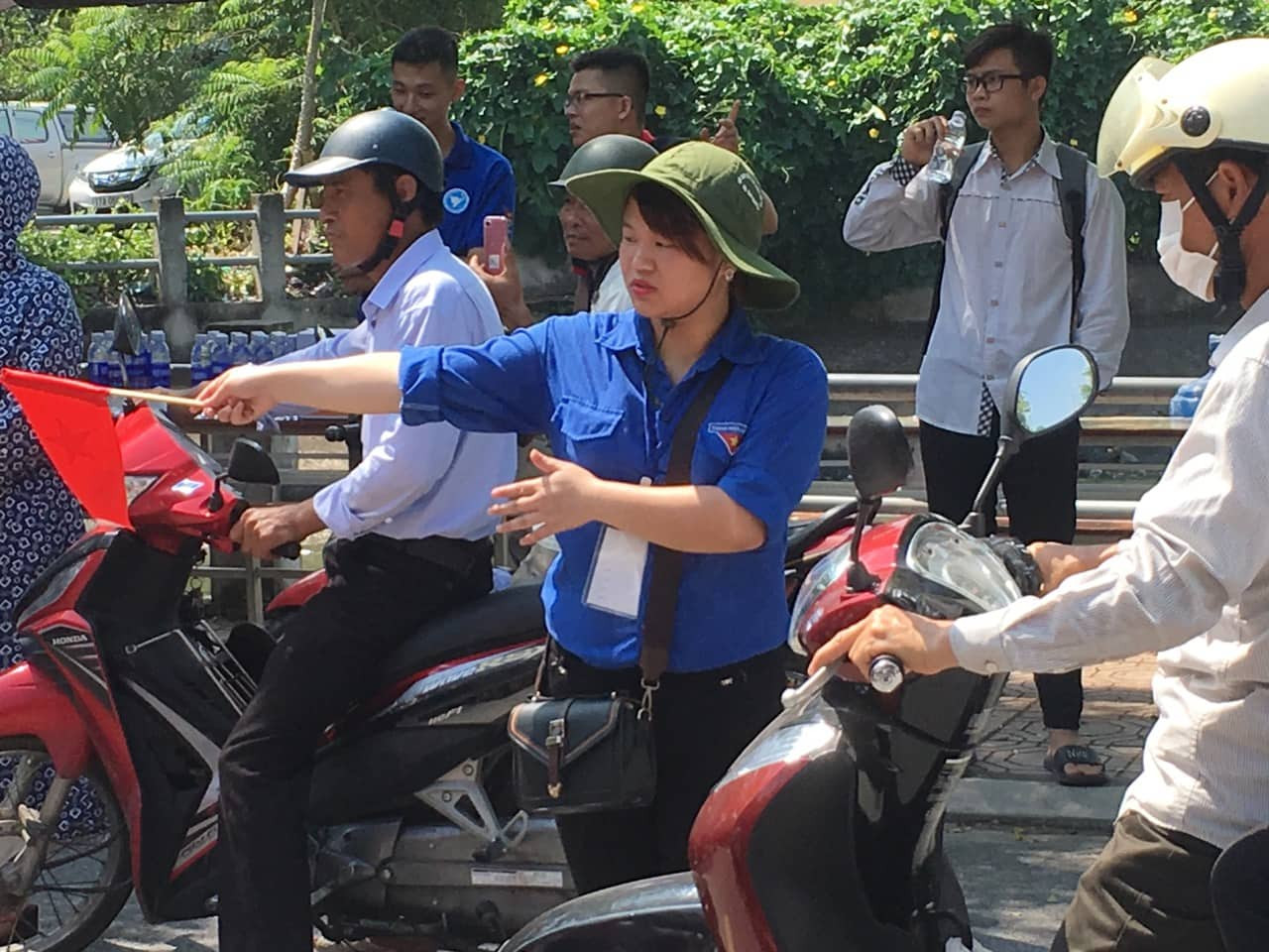 Đề Ngoại ngữ dễ thở, nhiều thí sinh thở phào tự tin đạt 8 điểm ảnh 54