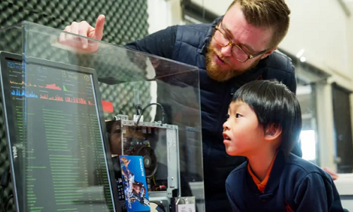 Seth Yee thần đồng tin học gốc Singapore có chỉ số IQ bao nhiêu?