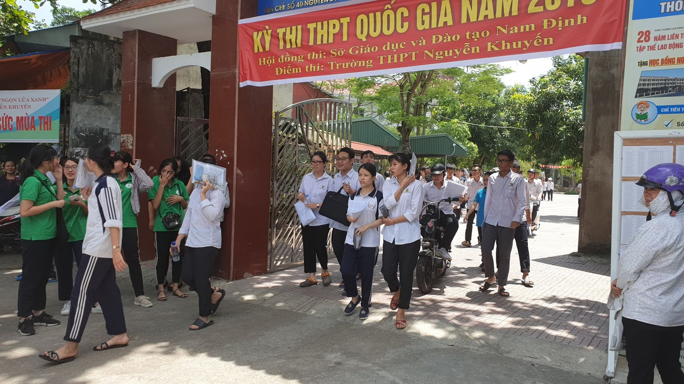 Đề Ngoại ngữ dễ thở, nhiều thí sinh thở phào tự tin đạt 8 điểm ảnh 26