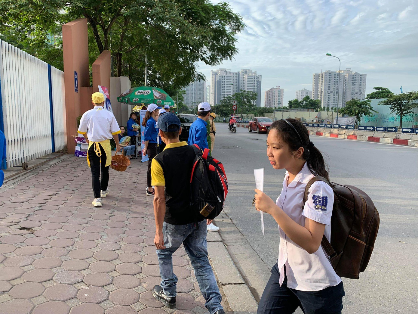 Đề Ngoại ngữ dễ thở, nhiều thí sinh thở phào tự tin đạt 8 điểm ảnh 61