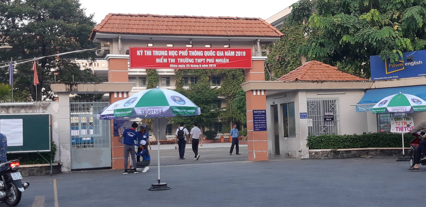 Ngày đầu thi THPT 2019: Siết chặt an ninh, cập nhật giải đề thi Ngữ Văn ảnh 5