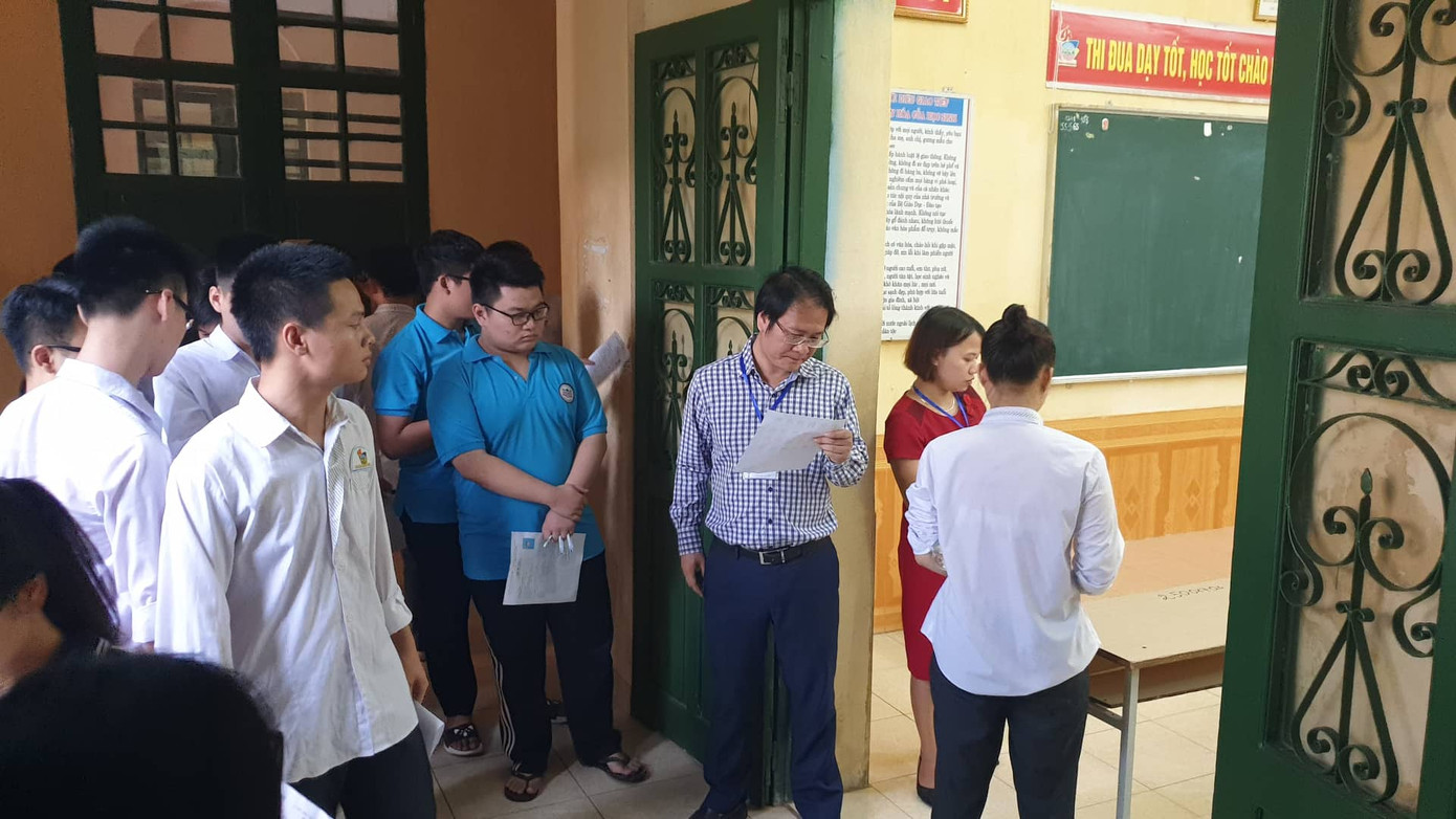 Ngày đầu thi THPT 2019: Siết chặt an ninh, cập nhật giải đề thi Ngữ Văn ảnh 16