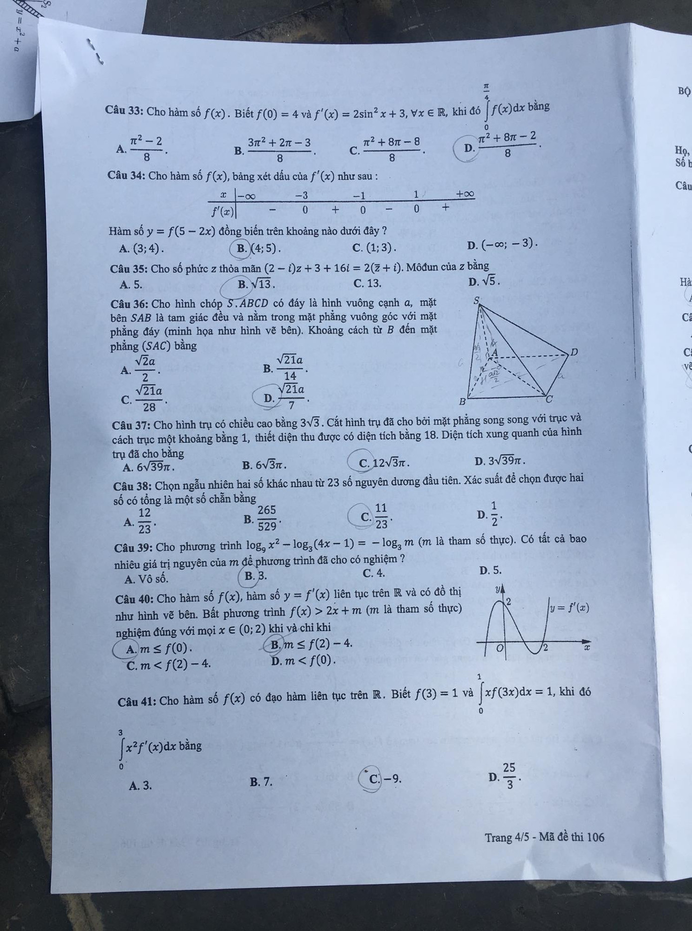 Kết thúc thi Toán: Thí sinh hớn hở, cập nhật lời giải ảnh 35