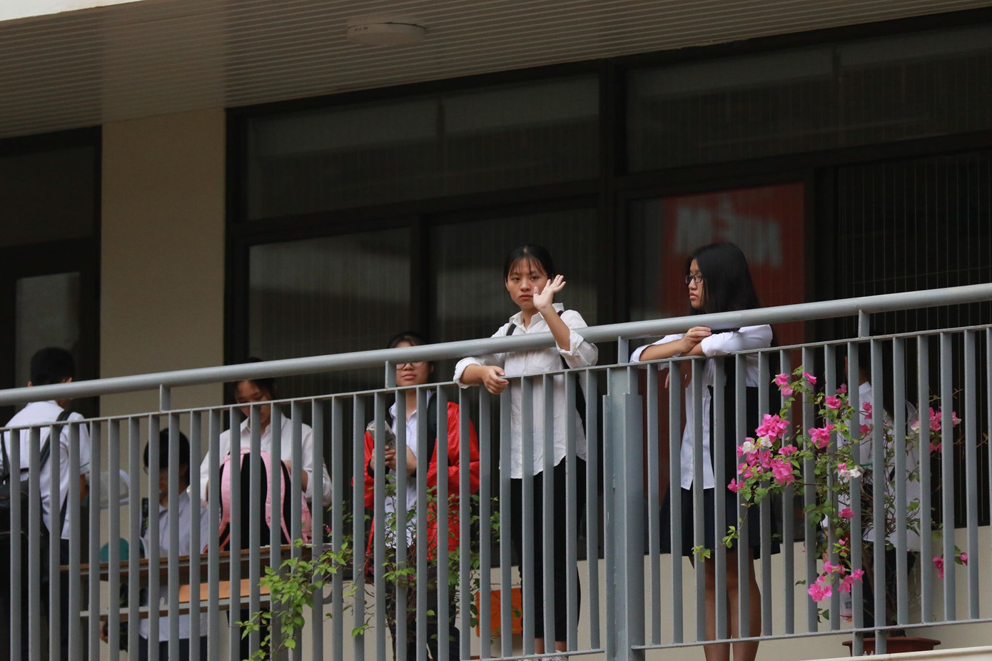 Hàng triệu học sinh cả nước bước vào cuộc đua lớp 10 nóng bỏng ảnh 5