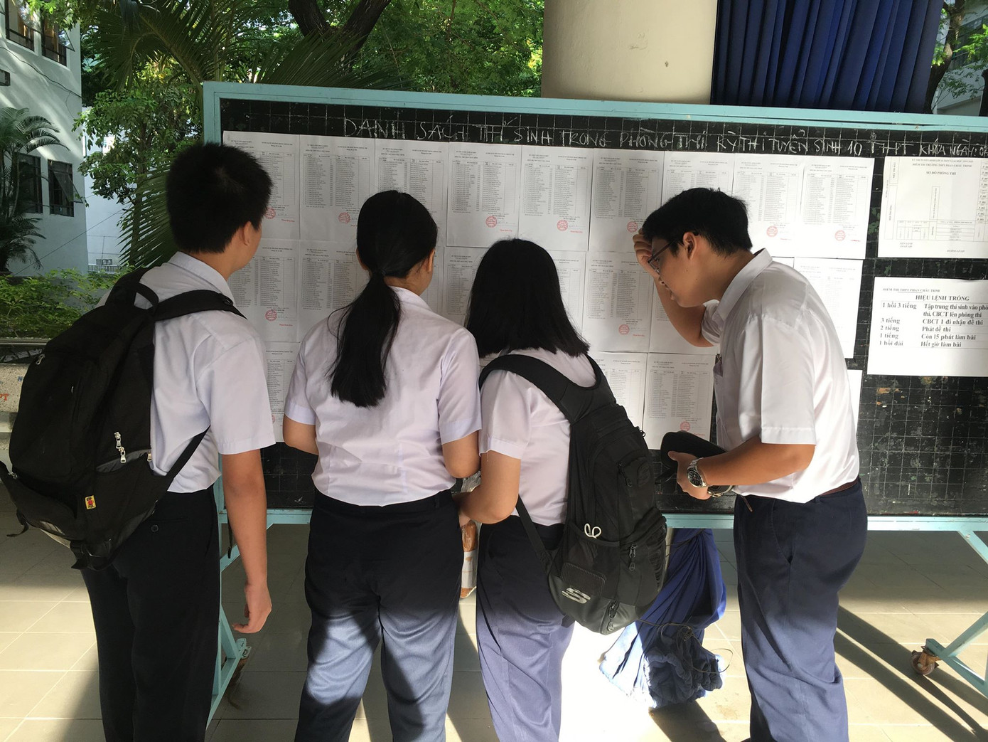 Hàng triệu học sinh cả nước bước vào cuộc đua lớp 10 nóng bỏng ảnh 8