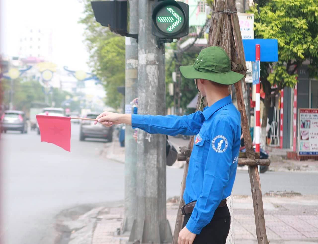 Đề Ngoại ngữ dễ thở, nhiều thí sinh thở phào tự tin đạt 8 điểm ảnh 53