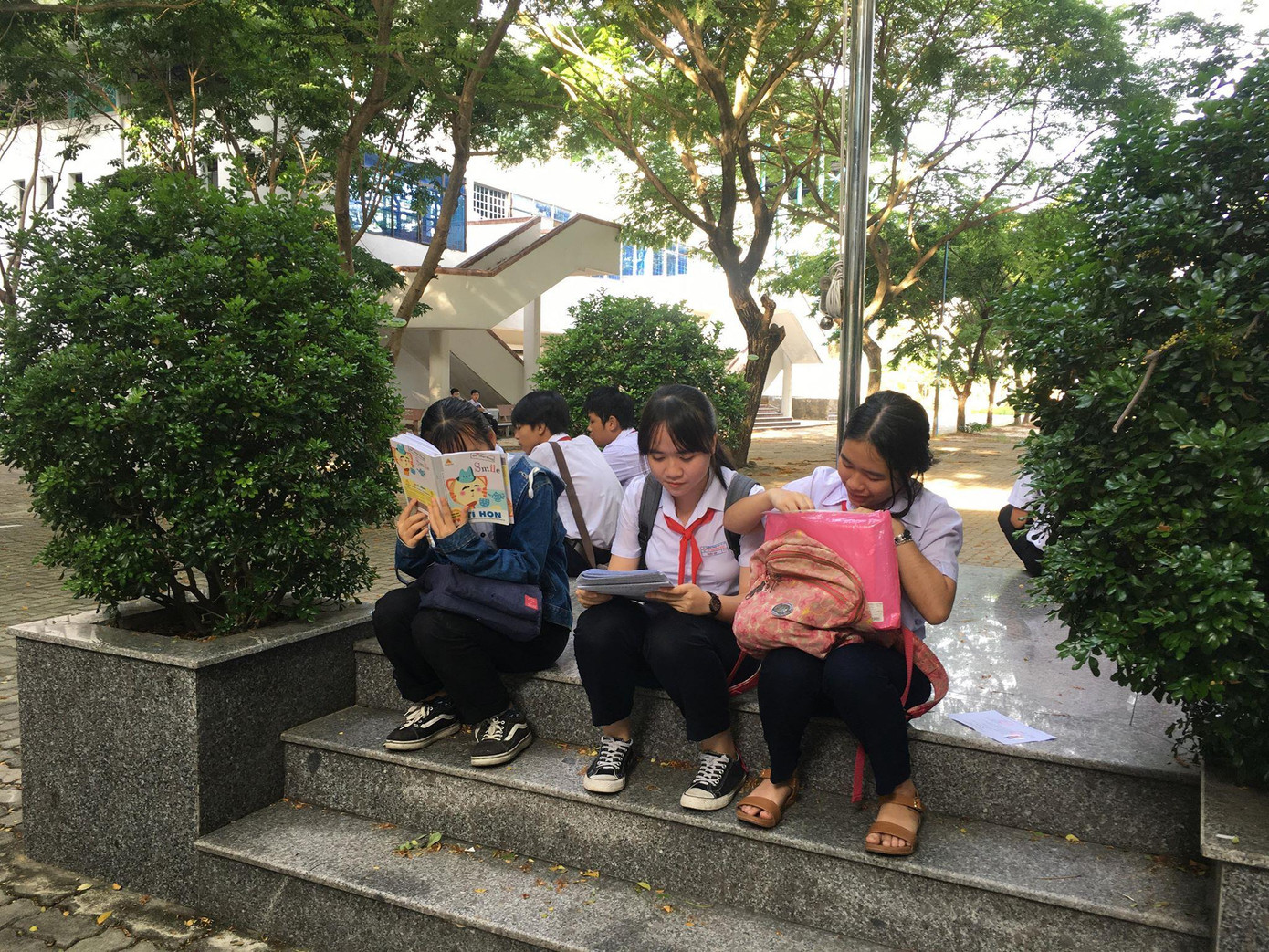 Hàng triệu học sinh cả nước bước vào cuộc đua lớp 10 nóng bỏng ảnh 9