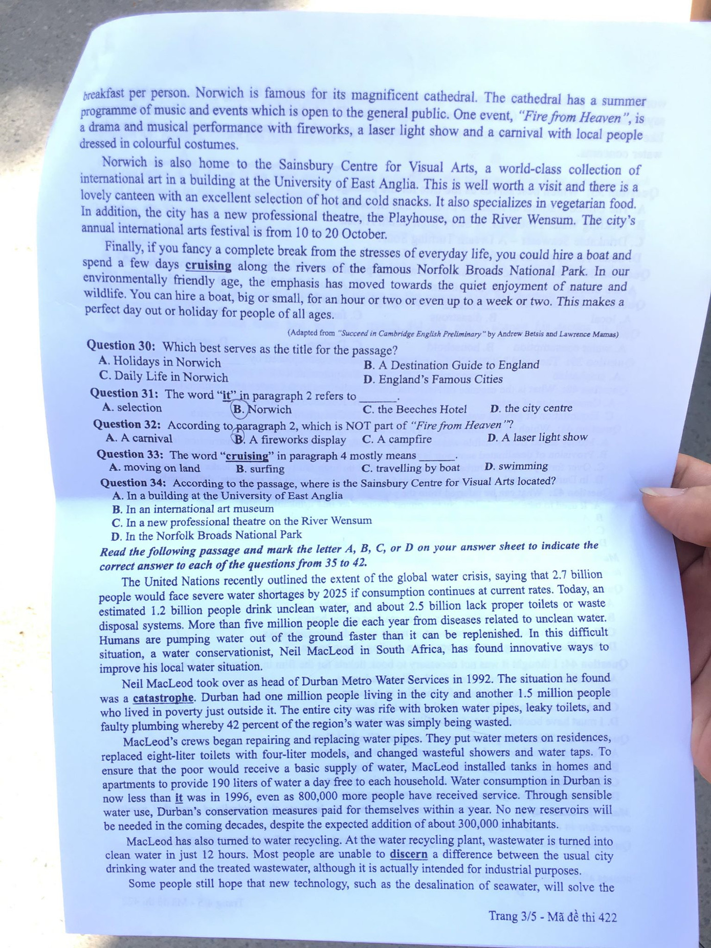 Đề Ngoại ngữ dễ thở, nhiều thí sinh thở phào tự tin đạt 8 điểm ảnh 14