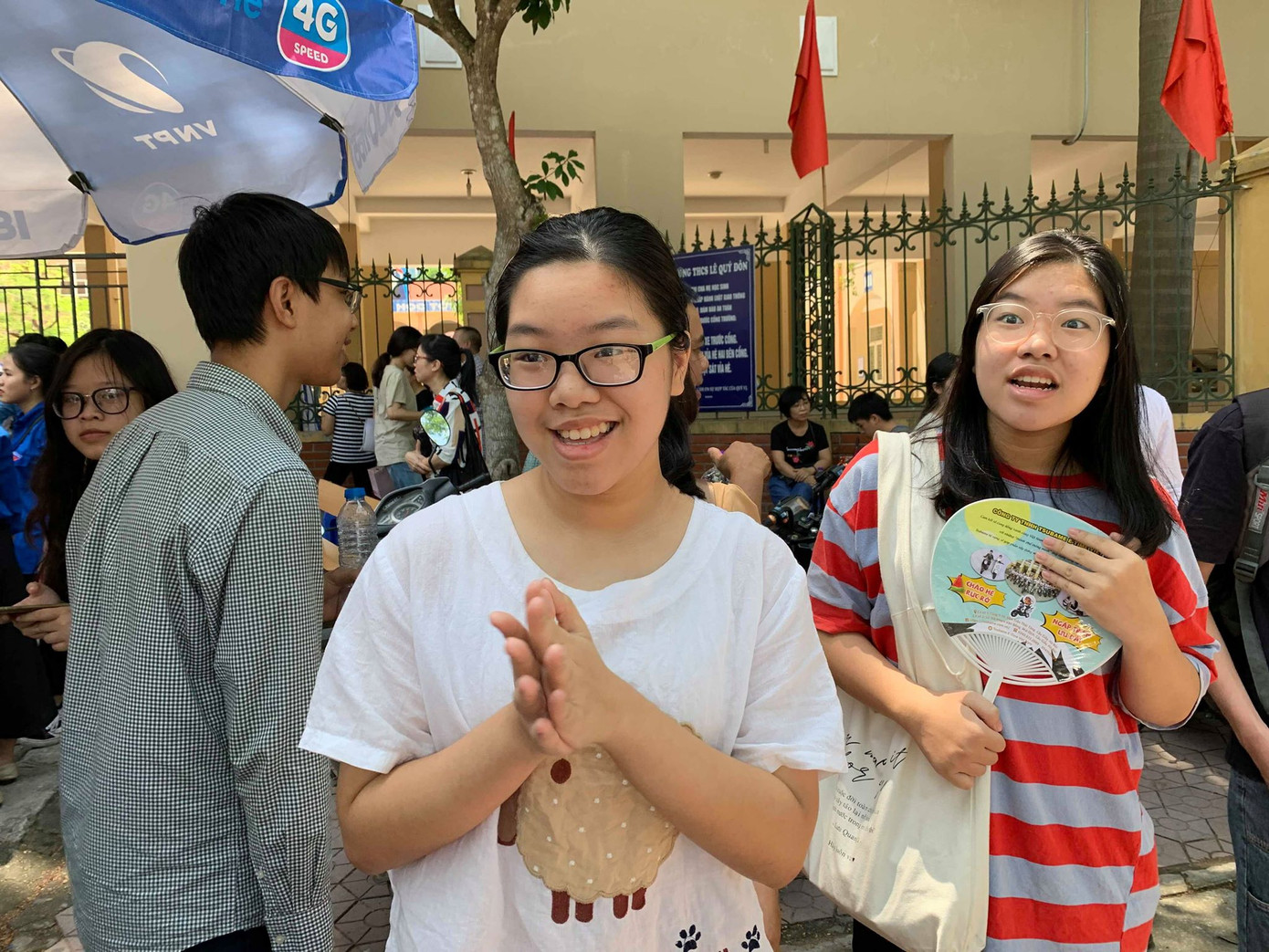 Đề Ngoại ngữ dễ thở, nhiều thí sinh thở phào tự tin đạt 8 điểm ảnh 30