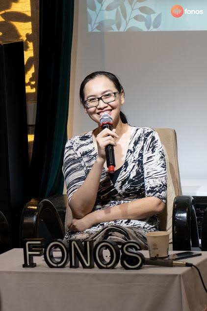 Chị Đông Vy, một trong hai tác giả chính của bút danh Phạm Lữ Ân. - Ảnh: Fonos