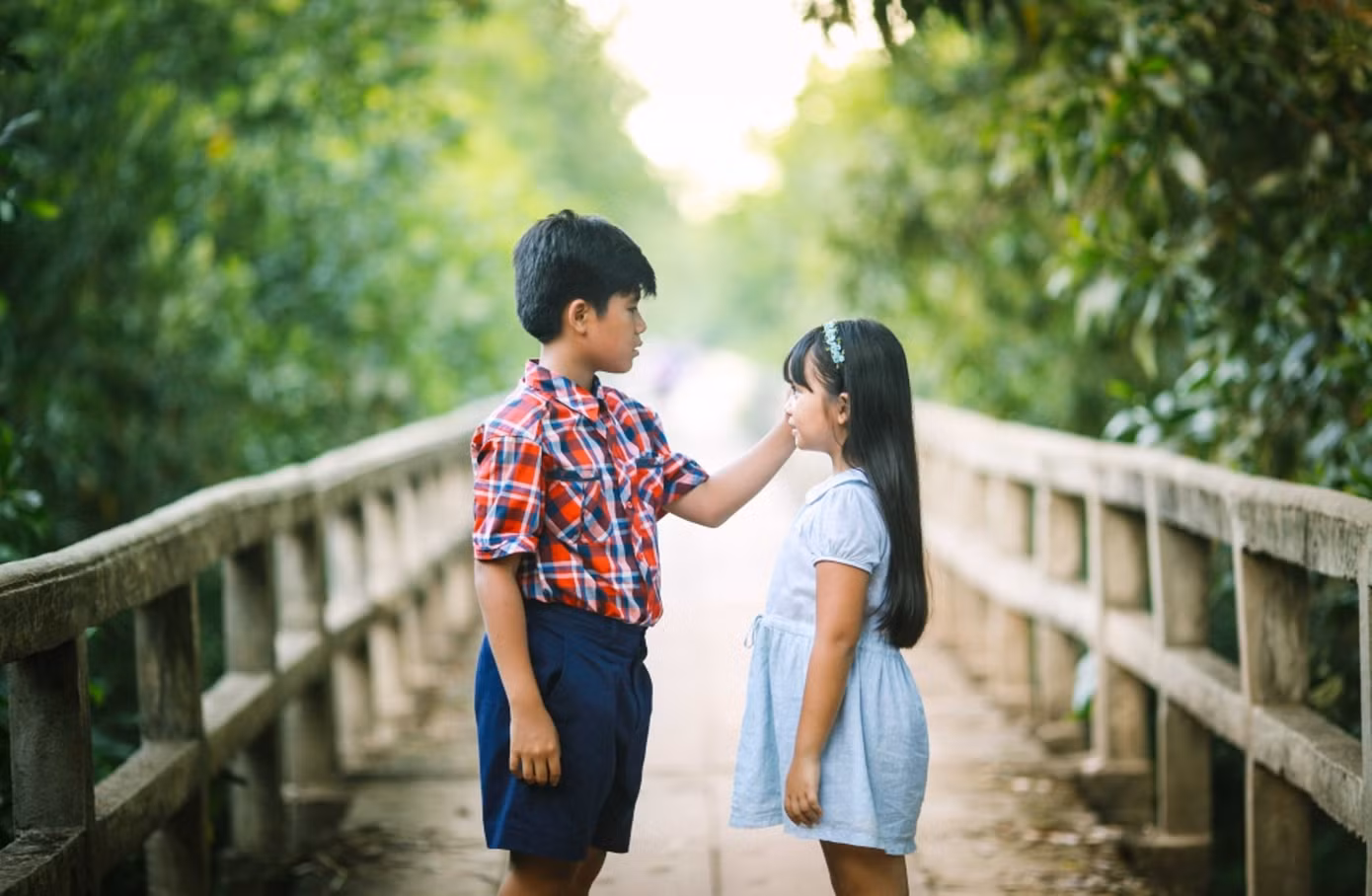 "Cô gái đến từ hôm qua" lên phim ảnh 2