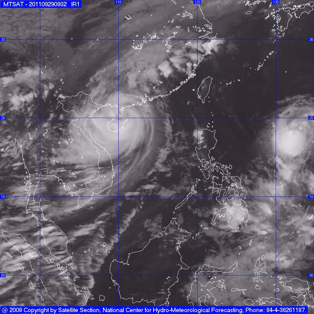 Ảnh vệ tinh vị trí cơn bão số 5