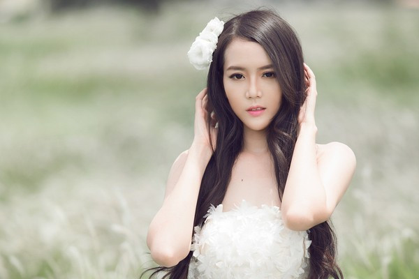 Đo độ 'nóng' của các hot girl Việt có cùng điểm xuất phát ảnh 17