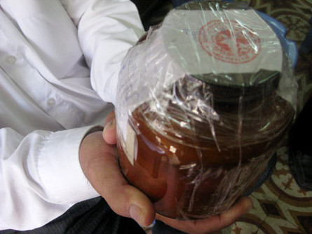 “Đá hùng hoàng chuyển nam thành nữ” – thanh tra thu giữ tại cơ sở Bồi An Đường