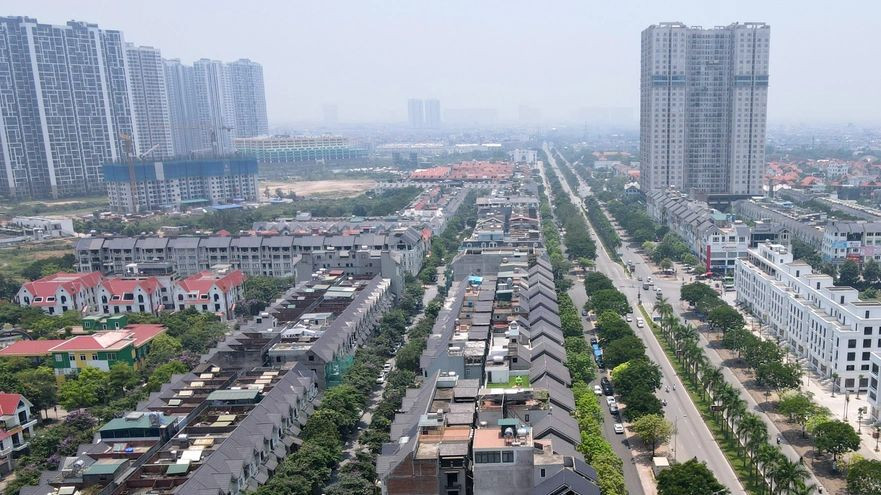 OneHousing cho biết, giá bán trung bình căn hộ sơ cấp toàn thị trường Hà Nội tăng 11 quý liên tiếp, từ 40 triệu đồng/m2 đầu năm 2022 lên khoảng 72 triệu đồng/m2 vào quý 3/2024.
