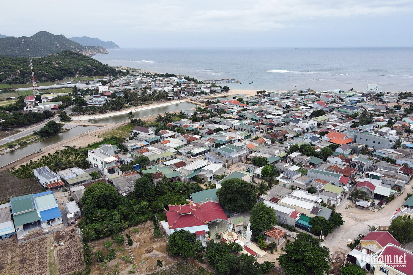 Một góc thôn Thái An, xã Vĩnh Hải, huyện Ninh Hải, nơi từng quy hoạch nhà máy điện hạt nhân 2. Ảnh: Xuân Ngọc.