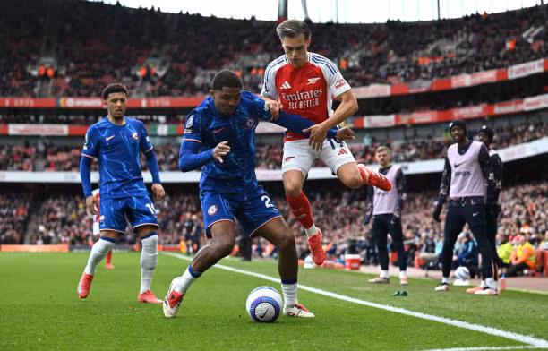 Arsenal thắng trận 'derby London' ảnh 22