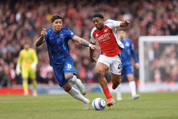 Arsenal thắng trận 'derby London' ảnh 13