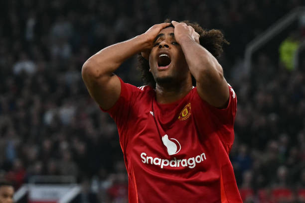 MU rơi điểm trước Arsenal ảnh 33 MU rơi điểm trước Arsenal ảnh 33