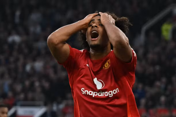 MU rơi điểm trước Arsenal ảnh 33
