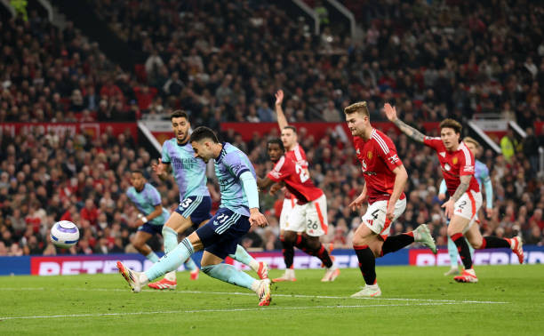 MU rơi điểm trước Arsenal ảnh 42 MU rơi điểm trước Arsenal ảnh 42