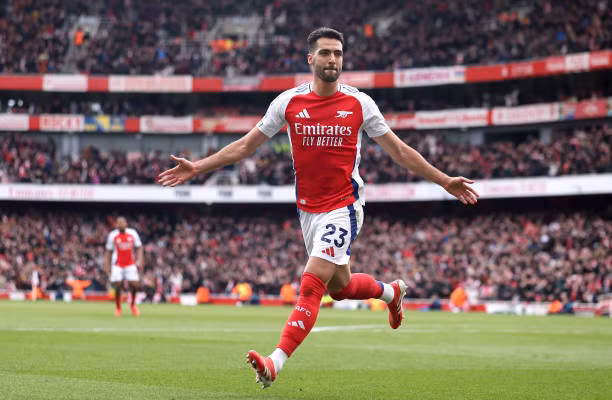 Arsenal thắng trận 'derby London' ảnh 19