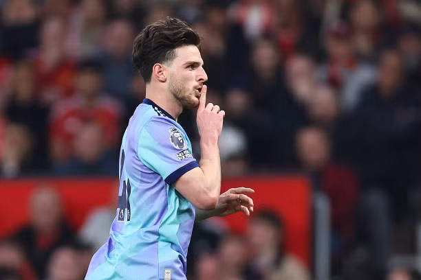 MU rơi điểm trước Arsenal ảnh 36