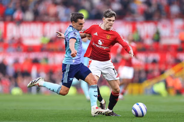 MU rơi điểm trước Arsenal ảnh 21