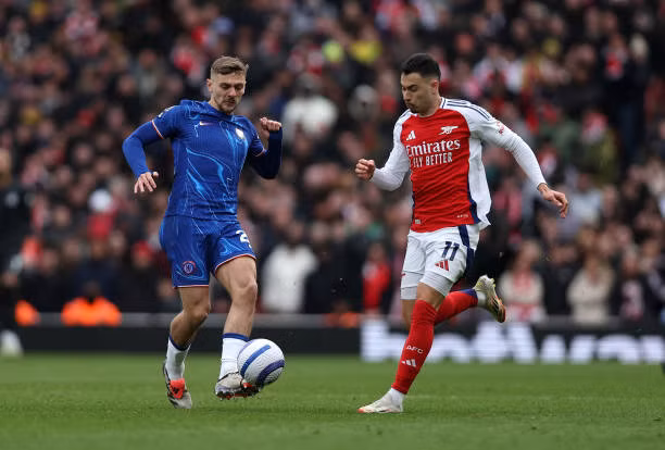 Arsenal thắng trận 'derby London' ảnh 32